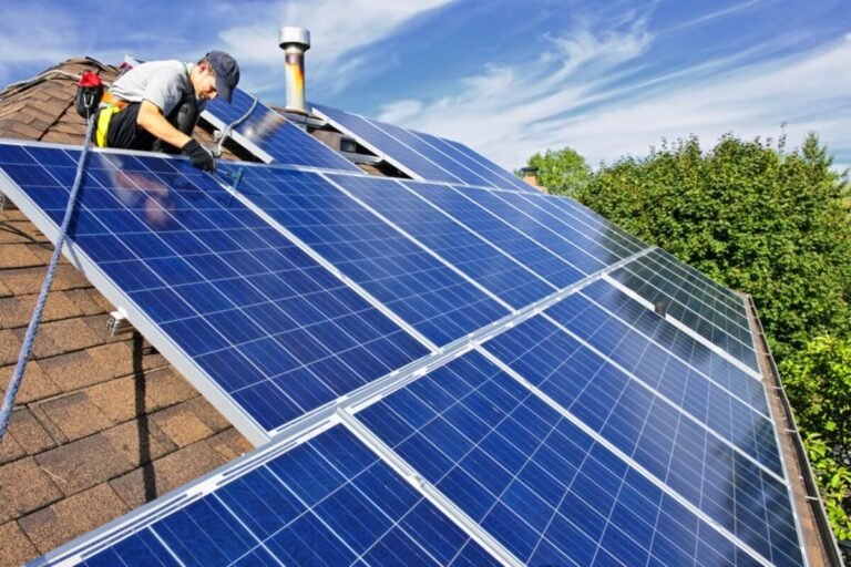 Top Benefits of Installing Solar Panels for Homes in Coastal Areas
